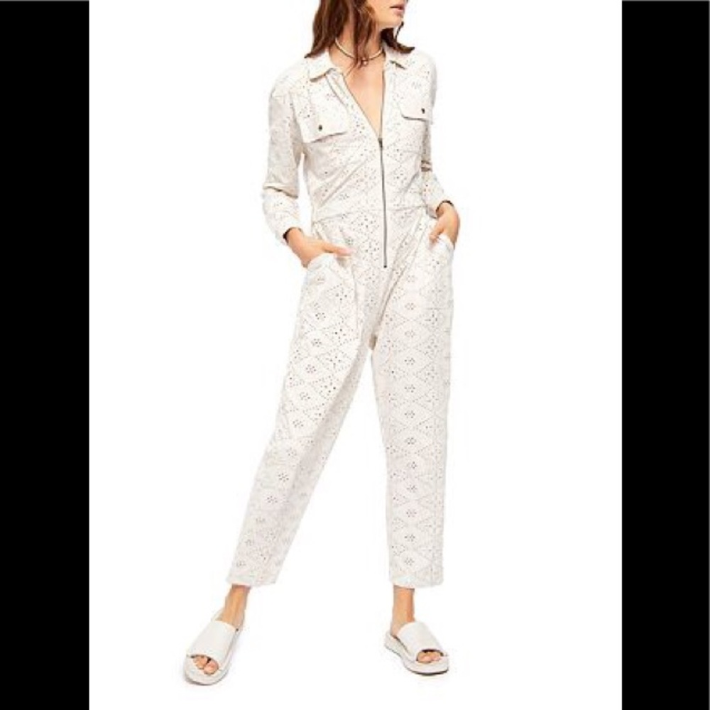 Free People Set The Tone Eyelet Jumpsuit Ivory Sz6/Fit 8?